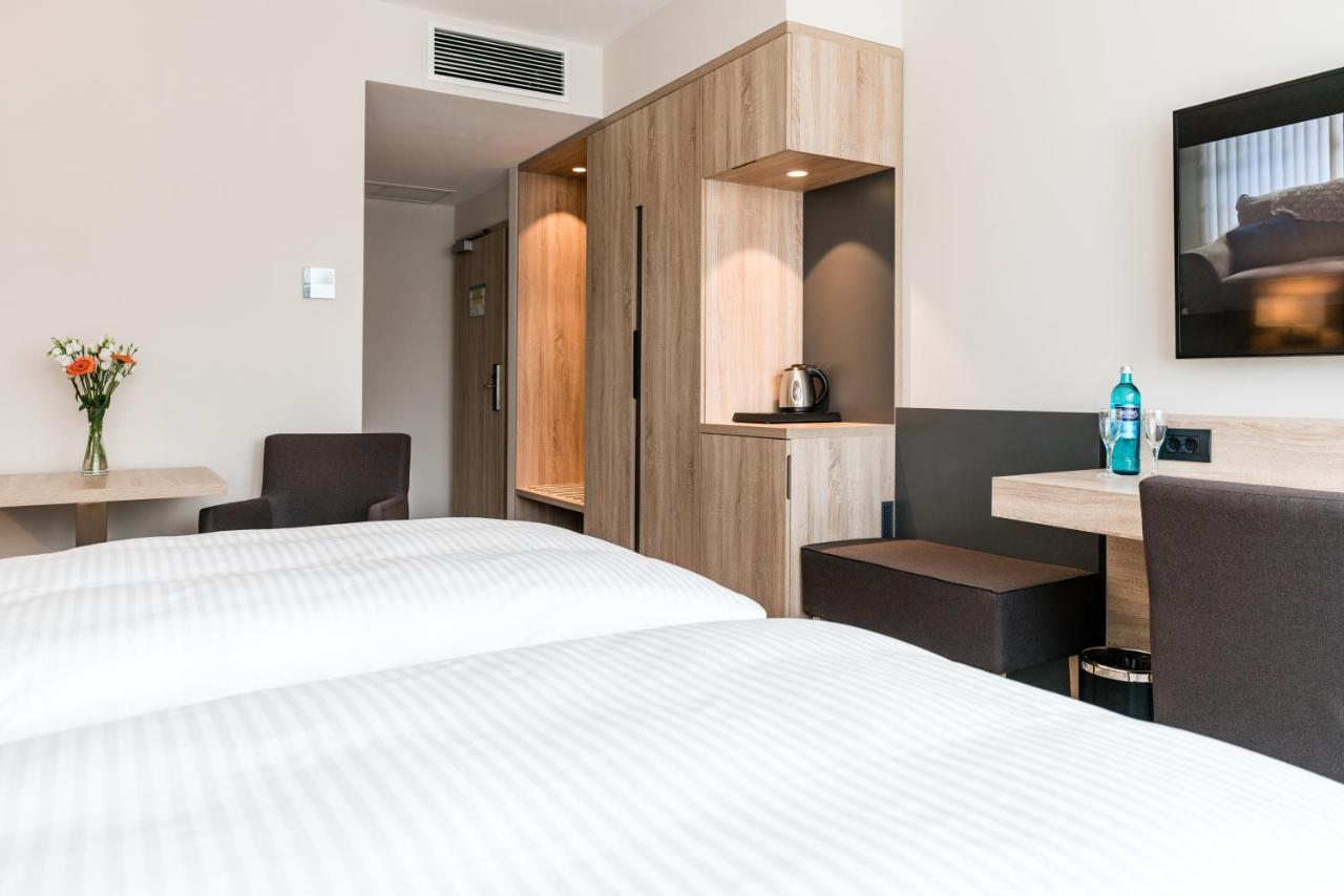 Hotel Am Wasserturm Berlin Kültér fotó